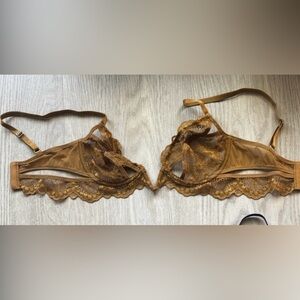 Thistle & Spire 32D lace bra